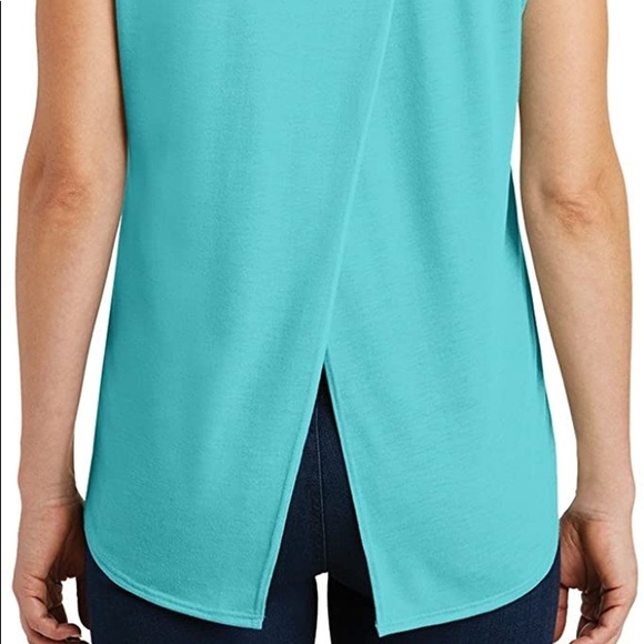 District made drapey short sleeve tee.  Black. - Picture 1 of 7